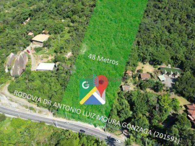 Terreno à Venda de 7.000m² em Localização Privilegiada no Rio Tavares/Lagoa da Conceição !!