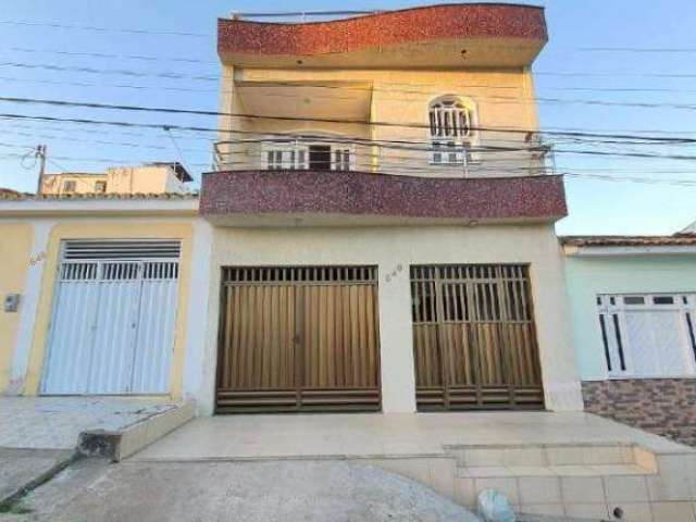 Casa com 3 pavimentos no Bairro Santo Antônio