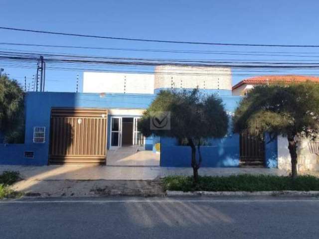 Casa Comercial à venda, 2 quartos, 1 suíte, 2 vagas, Coroa do Meio - Aracaju/SE