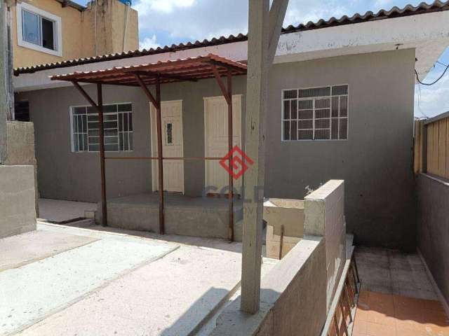 Casa com 2 dormitórios para alugar, 80 m² por R$ 1.753,38/mês - Vila Lucinda - Santo André/SP