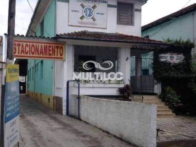 Casa para aluguel, 3 quartos no bairro Gonzaga em Santos