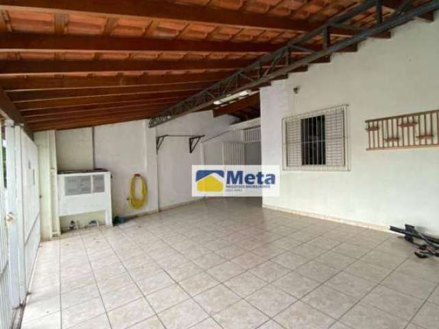 Casa com 3 dormitórios à venda, 160 m² por R$ 430.000,00 - Vila São José - Taubaté/SP