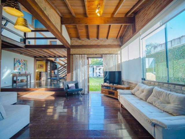 Casa com 3 quartos, 233 m² por R$ 1.700.000 - GRANJA VIANA – VILA VELHA - Carapicuíba/SP