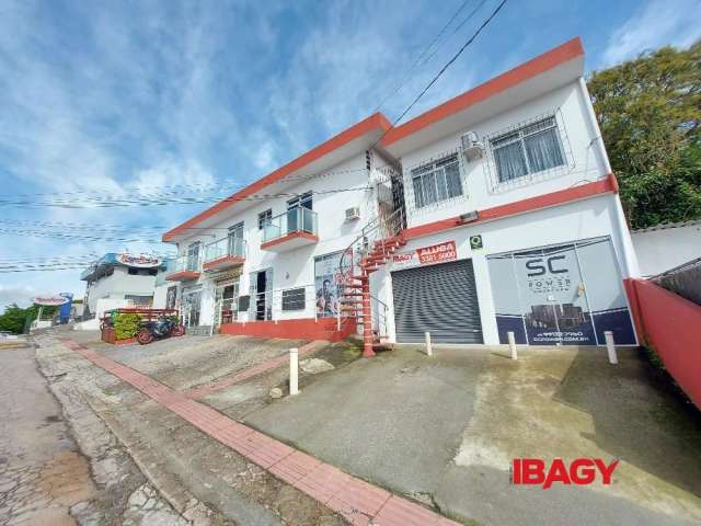 Casa em condomínio fechado para alugar na Rua Doutor Heitor Blum, 850, Estreito, Florianópolis, 257 m2 por R$ 8.000