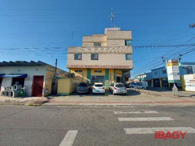Sala comercial com 1 sala para alugar na Jose Francisco Sodre, 364, Rio Caveiras, Biguaçu, 96 m2 por R$ 2.500