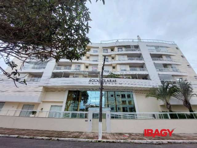 Apartamento com 2 quartos para alugar na Rua João Batista D'Alascio, 260, Coqueiros, Florianópolis, 65 m2 por R$ 2.700