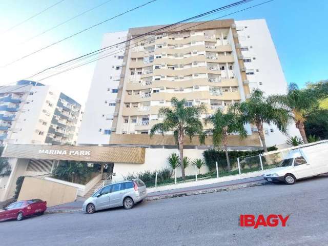 Apartamento com 2 quartos para alugar na Rua Rodrigo Rampinelli Jeremias, 2383, Itacorubi, Florianópolis, 61 m2 por R$ 3.200