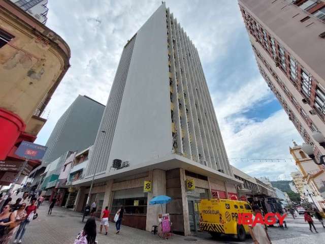 Sala comercial com 1 sala para alugar na Rua Jerônimo Coelho, 170, Centro, Florianópolis, 35 m2 por R$ 800
