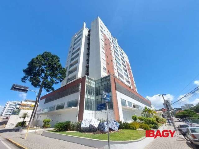 Ponto comercial com 2 salas para alugar na Rua Santiago Dantas, 61, Estreito, Florianópolis, 310 m2 por R$ 5.000