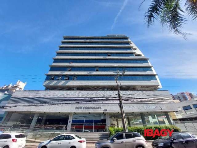 Apartamento com 1 quarto para alugar na Rua São João Batista, 109, Agronômica, Florianópolis, 35 m2 por R$ 2.980