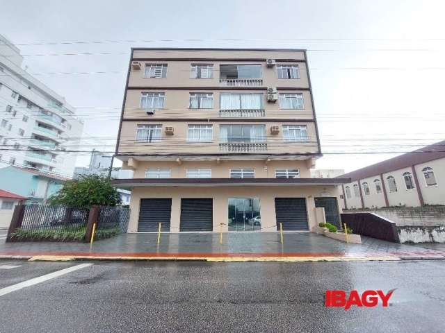 Ponto comercial com 3 salas para alugar na Avenida Santa Catarina, 1481, Balneário, Florianópolis, 202 m2 por R$ 5.500