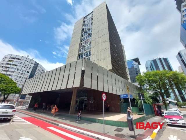 Sala comercial com 6 salas para alugar na Avenida Prefeito Osmar Cunha, 183, Centro, Florianópolis, 96 m2 por R$ 5.000