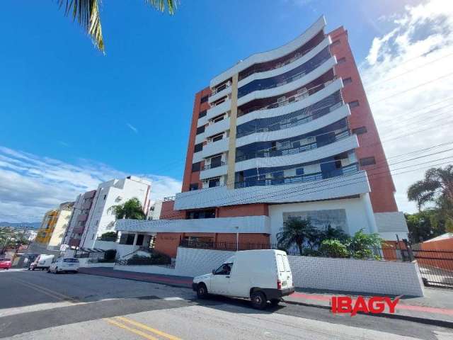 Apartamento com 2 quartos para alugar na Rua Fernando Ferreira de Mello, 172, Bom Abrigo, Florianópolis, 86 m2 por R$ 3.700