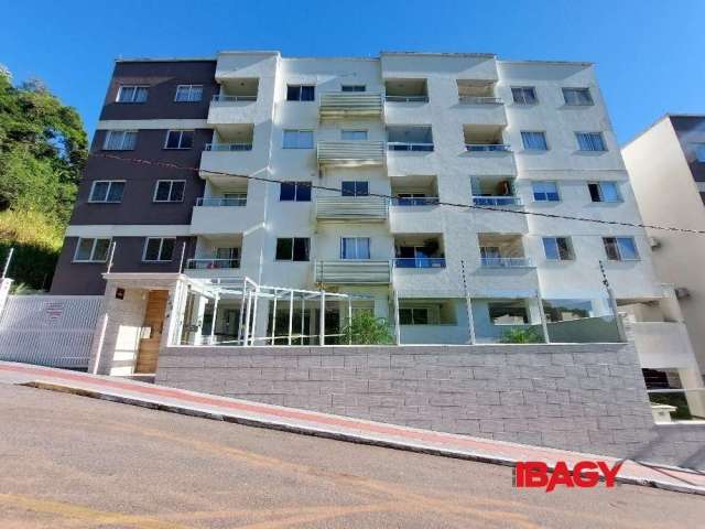 Apartamento com 2 quartos para alugar na Rua José Francisco Gaspar, 246, Ipiranga, São José, 75 m2 por R$ 1.500