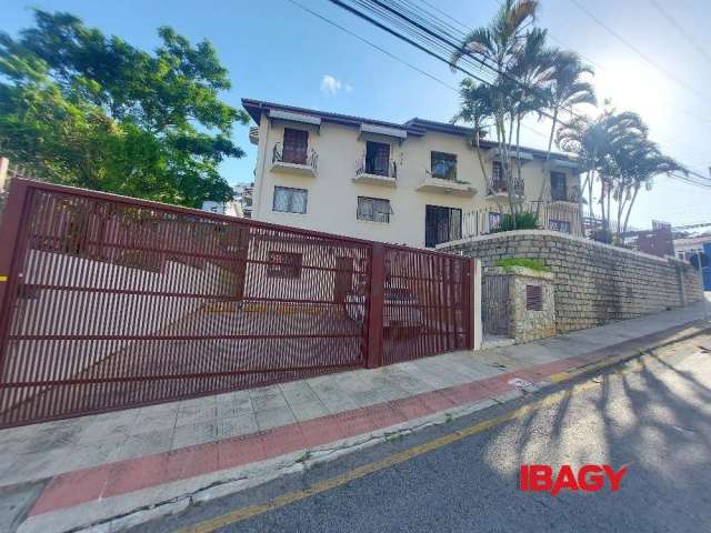 Apartamento com 2 quartos para alugar na Rua Capitão Romualdo de Barros, 596, Carvoeira, Florianópolis, 83 m2 por R$ 2.300