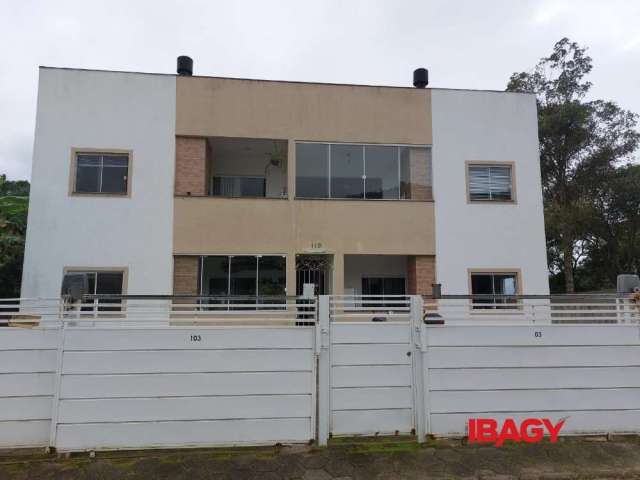 Apartamento com 2 quartos para alugar na Servidão Maria Martins Chagas, 119, Rio Tavares, Florianópolis, 70 m2 por R$ 2.900