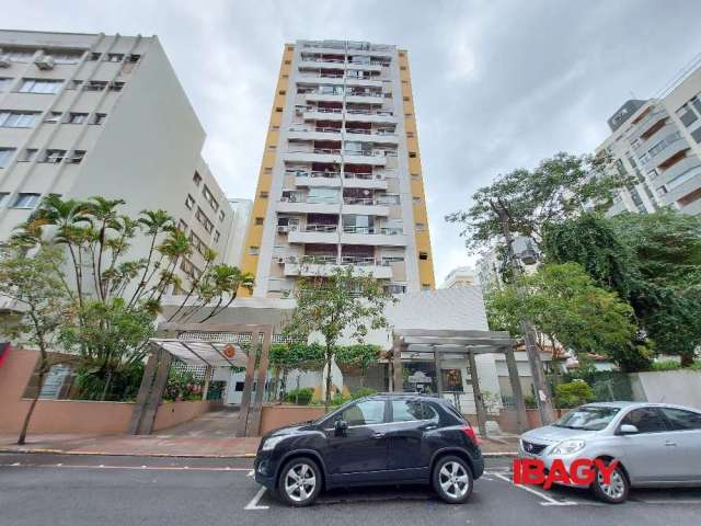 Apartamento com 2 quartos para alugar na Rua Esteves Júnior, 574, Centro, Florianópolis, 74 m2 por R$ 4.000