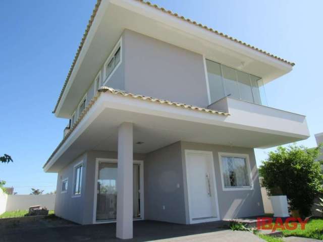 Casa com 2 quartos para alugar na Rua Saul Silveira Penha, 835, Carianos, Florianópolis, 138 m2 por R$ 4.000