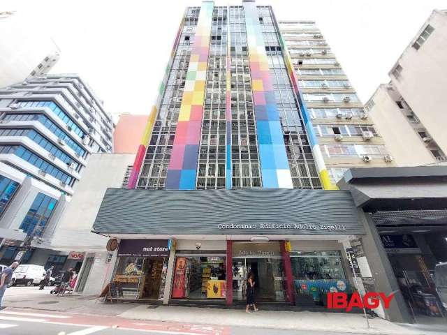 Sala comercial com 1 sala para alugar na Rua dos Ilhéus, 46, Centro, Florianópolis, 93 m2 por R$ 1.200