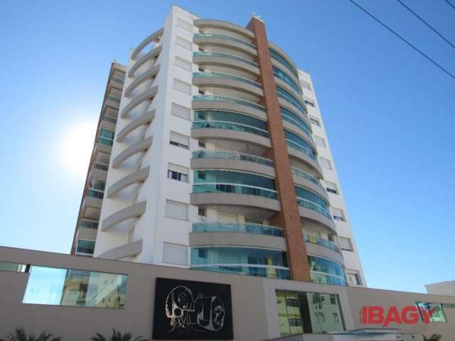 Apartamento com 3 quartos para alugar na Rua Araci Vaz Callado, 1104, Canto, Florianópolis, 106 m2 por R$ 4.500
