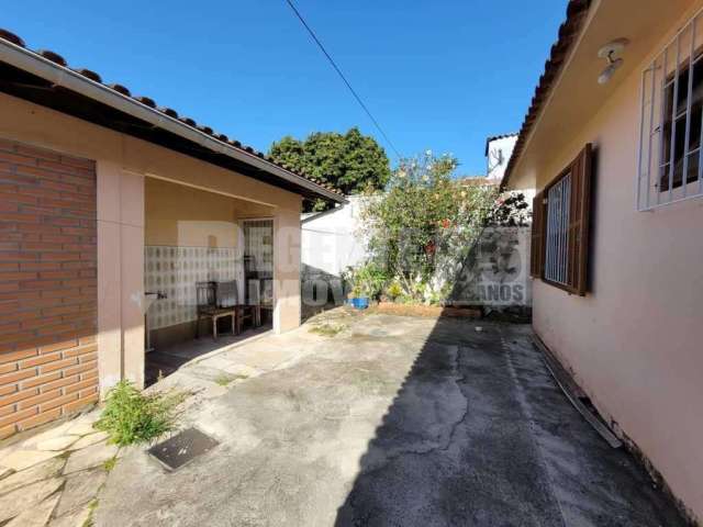 Casa com 3 quartos para alugar na Rua Jonas Alves Messina, 126, Santa Mônica, Florianópolis, 221 m2 por R$ 8.500