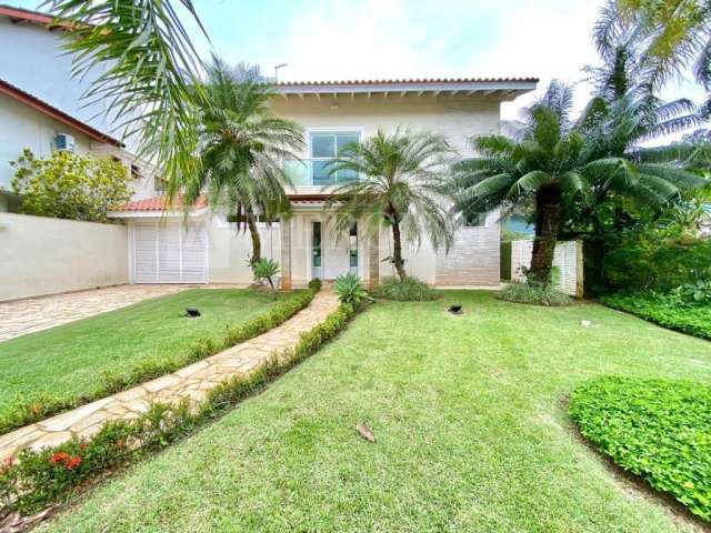 Casa em Condomínio Fechado com 4 quartos (3 suítes) à venda, 320 m² por R$2.200.000 - Balneário Praia do Pernambuco - Guarujá/SP - Imobiliária Mercuri