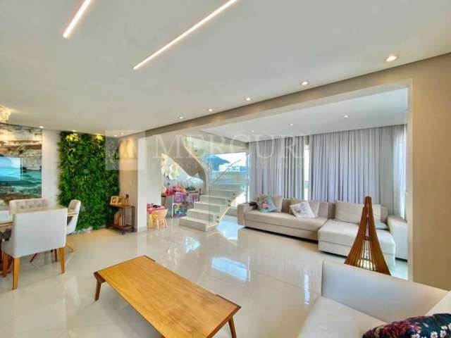 Cobertura com Vista para o Mar, com 3 quartos (3 suítes) à venda, 268 m² por R$ 3.200.000 - Pitangueiras - Guarujá/SP - Imobiliária Mercuri