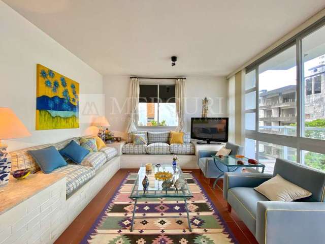 Apartamento Espaçoso com 3 quartos (1 suíte) à venda, 113 m² por R$ 500.000 - Enseada - Guarujá/SP - Imobiliária Mercuri