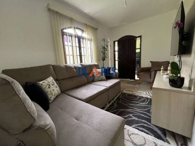 Casa com 2 quartos à venda na Mongaguá, 295, Jardim Montesano, Itapecerica da Serra por R$ 286.000