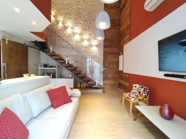Cobertura Duplex com 4 dormitórios, 140 m² - Frente para Praia - Guarujá/SP