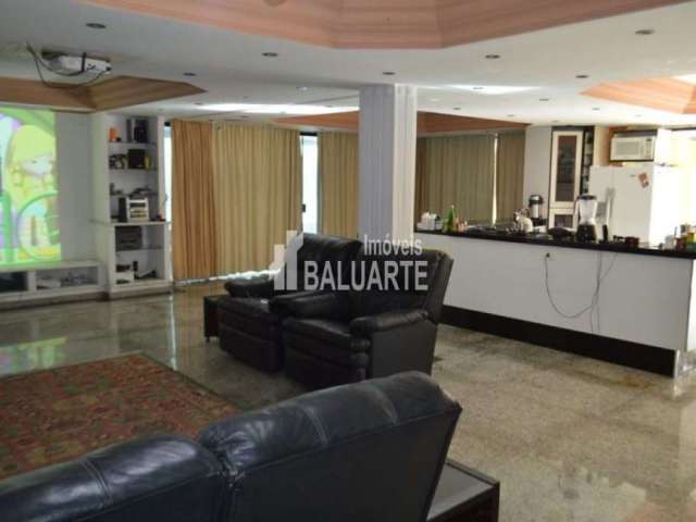 Sobrado com 7 dormitórios à venda, 550 m² por R$ 1.790.000,00 - Interlagos - São Paulo/SP