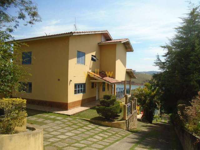 Casa em Condomínio Fechado em Sao Martinho  -  Igaratá