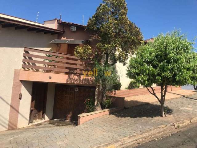 Casa espaçosa de 3 dormitórios em Jardim São Cristóvão I - Rio das Pedras por R$800.000 para venda