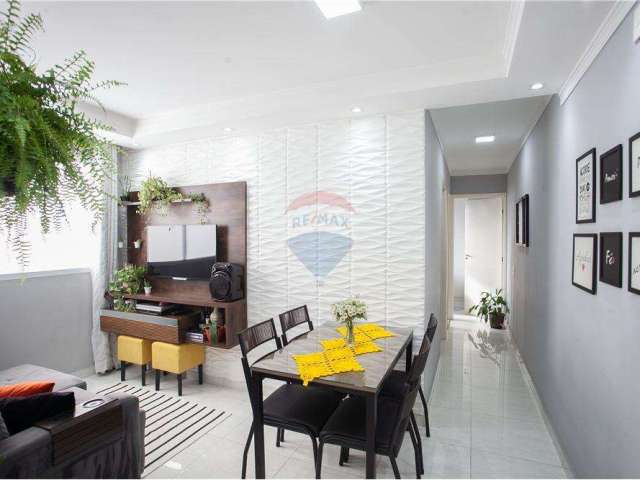 Vende Apartamento Impecável de 52 m² - Bairro do Limão - 2 Dormitórios - 1 Banheiro - Sem Garagem.