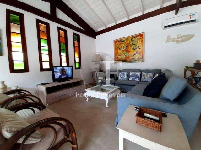 Casa com 4 dormitórios à venda, 280 m² por R$ 3.000.000,00 - Enseada - Guarujá/SP