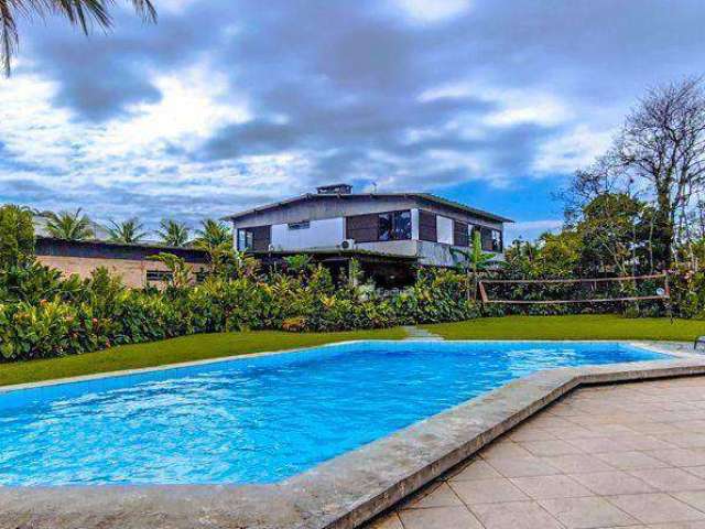 Casa à venda por R$ 2.800.000 - Balneário Praia do Pernambuco - Guarujá/SP