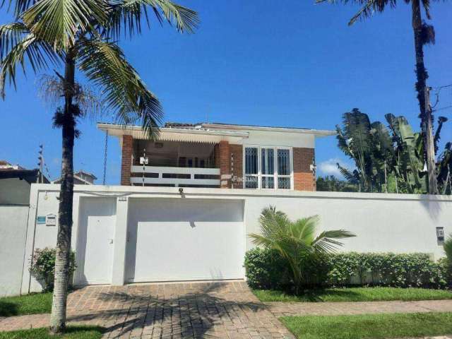 Casa com 6 dormitórios à venda, 200 m² por R$ 1.350.000,00 - Balneário Praia do Pernambuco - Guarujá/SP