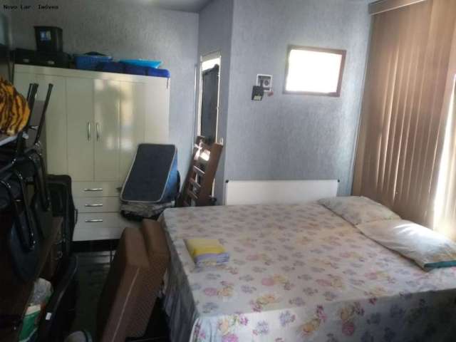 Apartamento para Venda em Rio de Janeiro, Vila Kosmos, 3 dormitórios, 1 banheiro, 2 vagas
