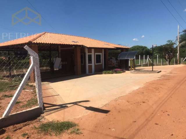 Terreno em condomínio fechado à venda na Estrada Municipal DCR-20, 001, Villaggio Collina, Dois Córregos por R$ 180.000