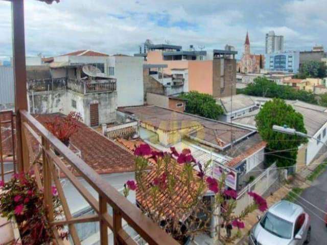 Sobrado com 2 dormitórios à venda, 320 m² por R$ 650.000,00 - Centro - Pouso Alegre/MG