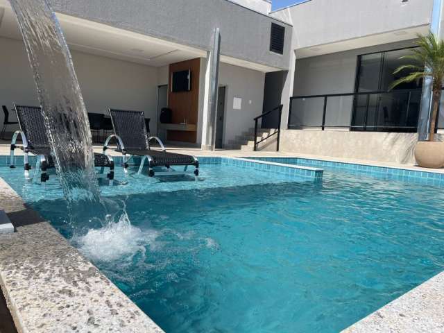 Casa 3 quartos com piscina para locação de temporadas em Caldas Novas