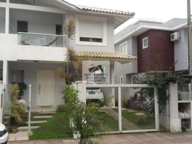 Casa à venda no bairro Canasvieiras - Florianópolis/SC