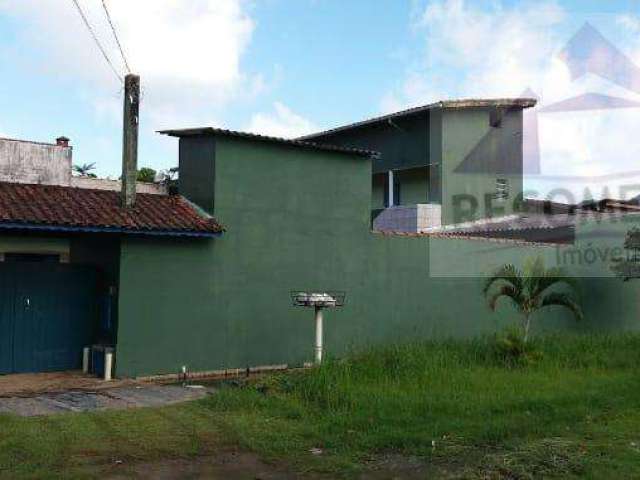 Casa para Venda em Peruíbe, Praia do Guaraú, 2 dormitórios, 1 suíte, 2 banheiros, 10 vagas