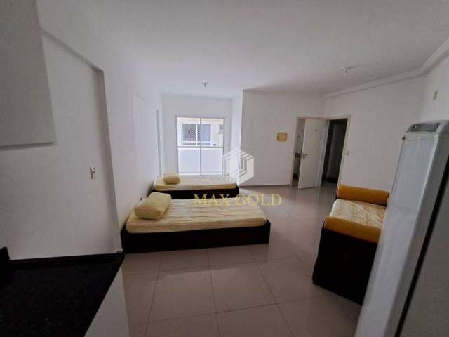 Loft com 1 dormitório para alugar, 33 m² por R$ 965,00/mês - Centro - Taubaté/SP