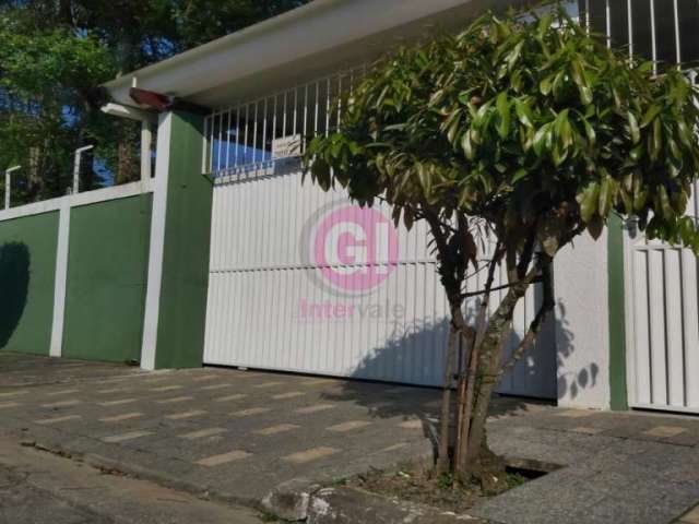 Casa com 3 quartos à venda na Cidade Jardim, Jacareí  por R$ 650.000