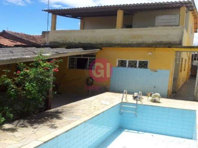 Casa com 5 quartos à venda no Centro, Lavrinhas  por R$ 720.900