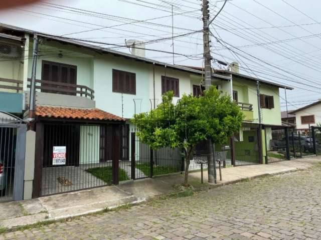 Casa com 3 quartos à venda na Almir Rojas, 532, Santa Lúcia do Piaí, Caxias do Sul por R$ 450.000