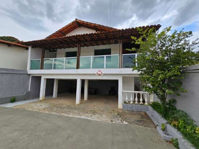 Casa com 7 quartos à venda na Virgílio Melo Franco, 400, Centro, Lagoa Santa por R$ 699.000