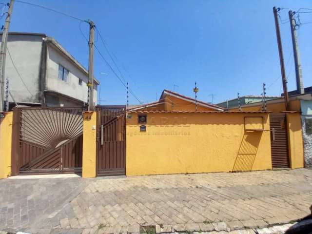 Casa com 2 quartos à venda na Rua Expedicionário Emílio Rodrigues da Silva, Vila Amorim, Suzano, 117 m2 por R$ 460.000