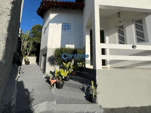 Casa com 3 quartos à venda na Francisco José Ramos, 170, Itacorubi, Florianópolis por R$ 1.050.000
